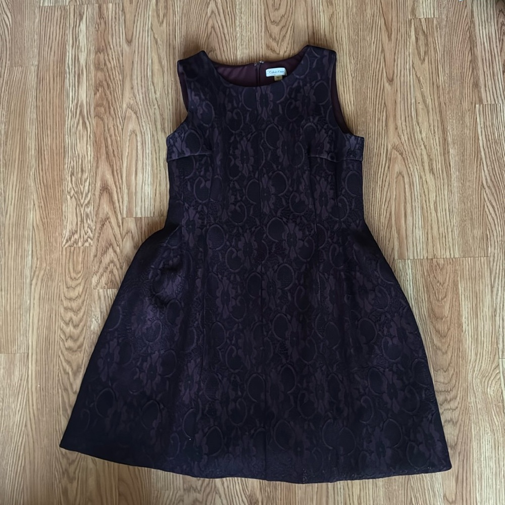 Calvin Klein Special Occasion Dress size 14 purple scuba lace flare fitted